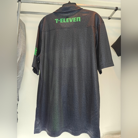 Hurry! Store Close Next Week!! 7 eleven apparel T L - Picture 2 of 3